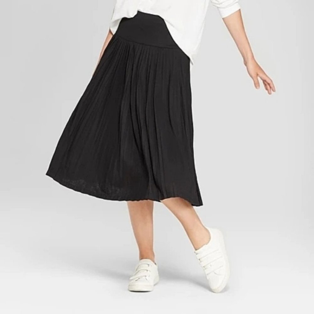 Black Cotton Pleated Midi Skirt